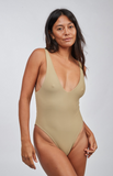 B23 SOFIA ONE PIECE-KOLEA