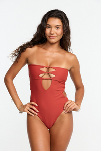 BENOA25 INDIA ONE PIECE - WAIALUA