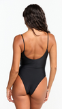 BENOA25 MAKENNA +(CURVE)ONE PIECE - BLACK